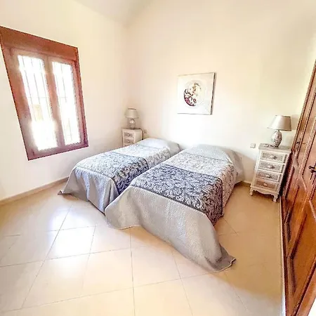 Luxurious - Coin * Malaga